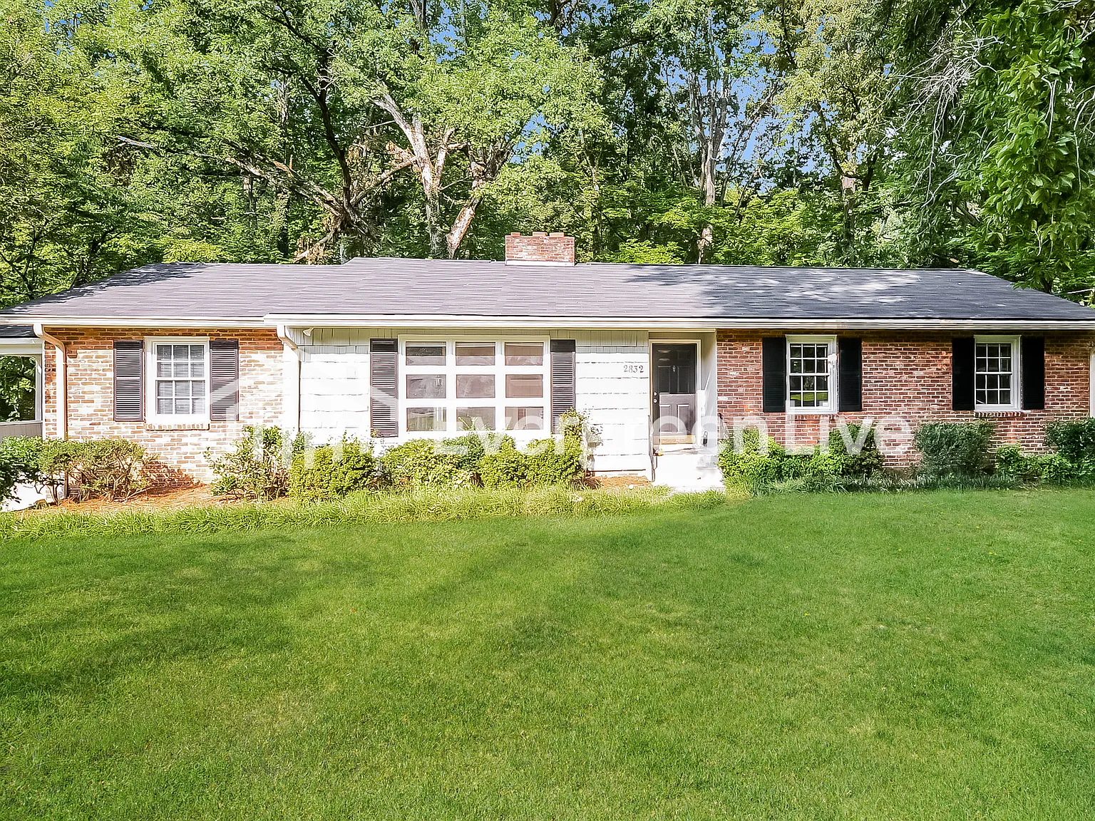 4 bed, 2.5 bath, 2861 sqft, $2,045 — Photo 1