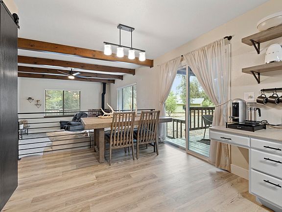 5th image of 20476 Sherry Ln