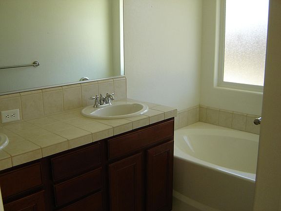4th image of 5309 Cherry Creek Ln