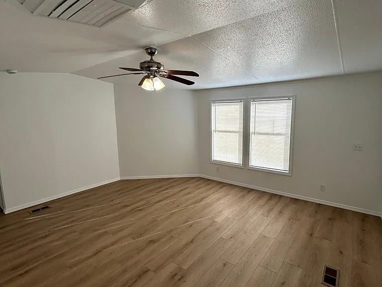 17 Meadow Lake Rd #16 — Photo 3