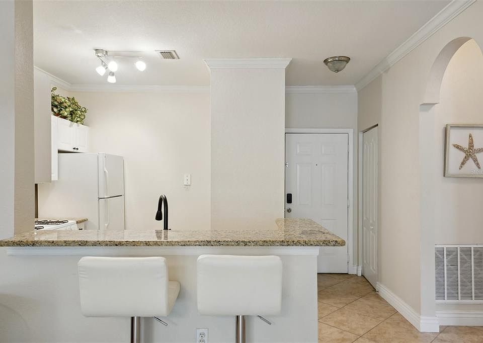 Grand Venezia At Baywatch Condominiums 2724 Via Murano Clearwater FL