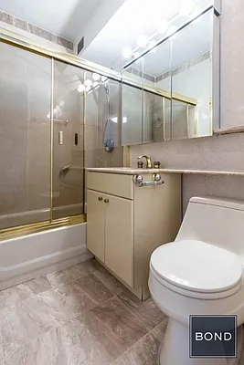 Rented by Bond New York | media 36