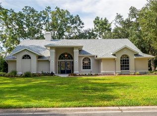 2405 Prairie Pl, Lutz, FL 33549