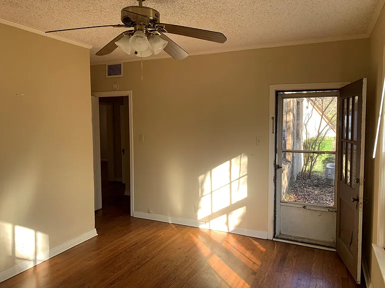 1317 Sneed Dr — Photo 12