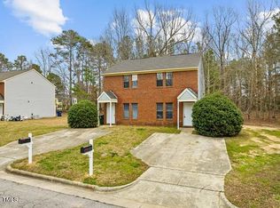 2807 Ferret Ct, Raleigh, NC 27610