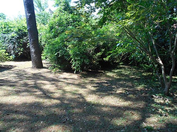 5th image of 1137 Winifred Dr