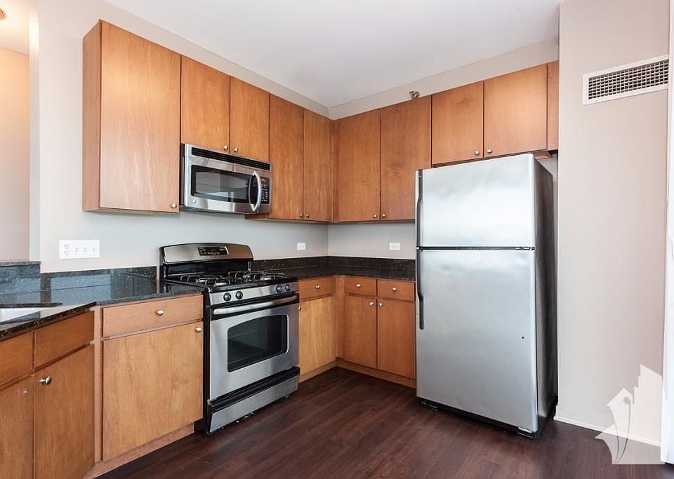 1st image of 757 N Orleans St #2009JC