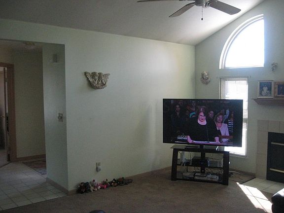 2nd image of 2404 Huntmaster Ln
