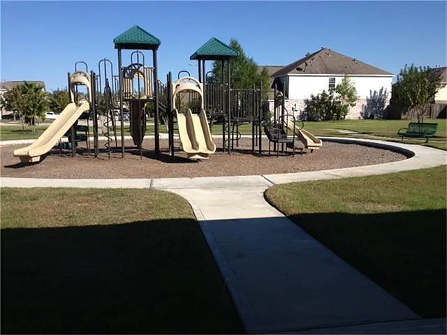 6611 Early Fall Dr — Photo 4