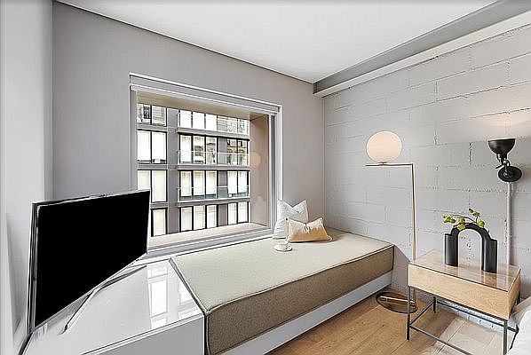 1st image of 119 Orchard St #43
