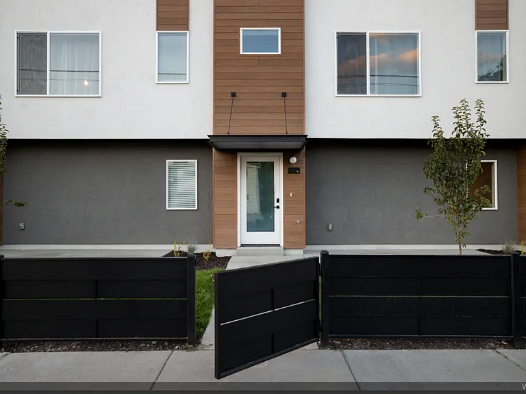 1660 S Major St #6 — Photo 10