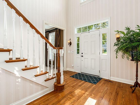 5th image of 6324 Heritage Pl