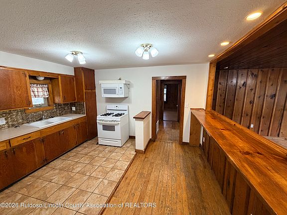 6th image of 113 Wingfield St