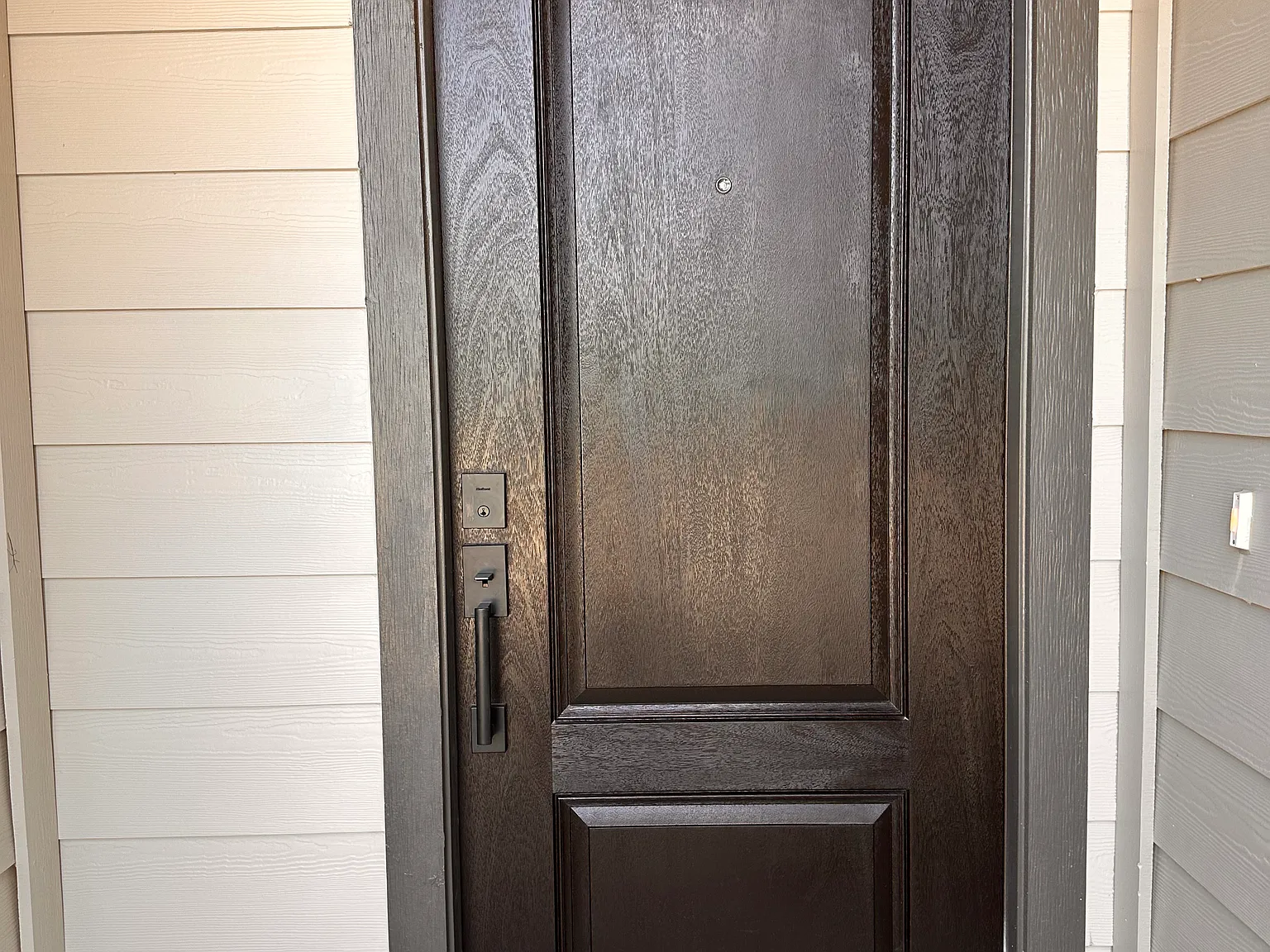 2500 Forest Creek Dr — Photo 3