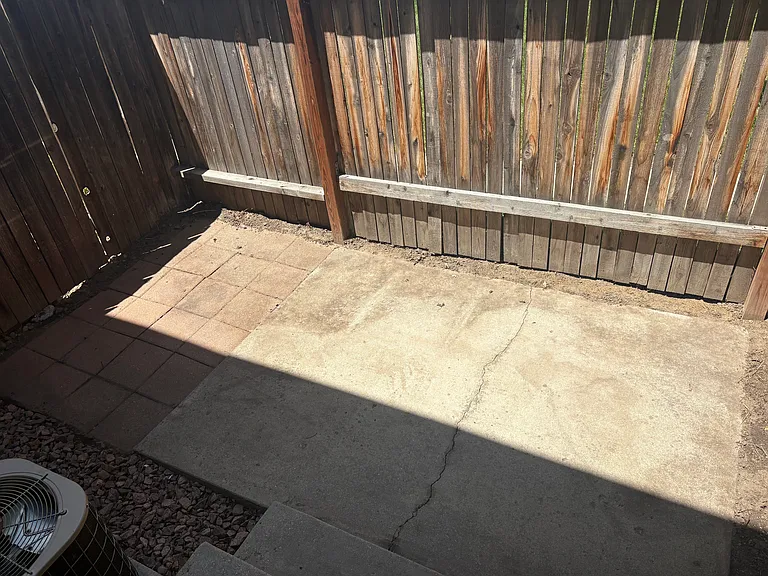 4318 Hunting Meadows Cir — Photo 15