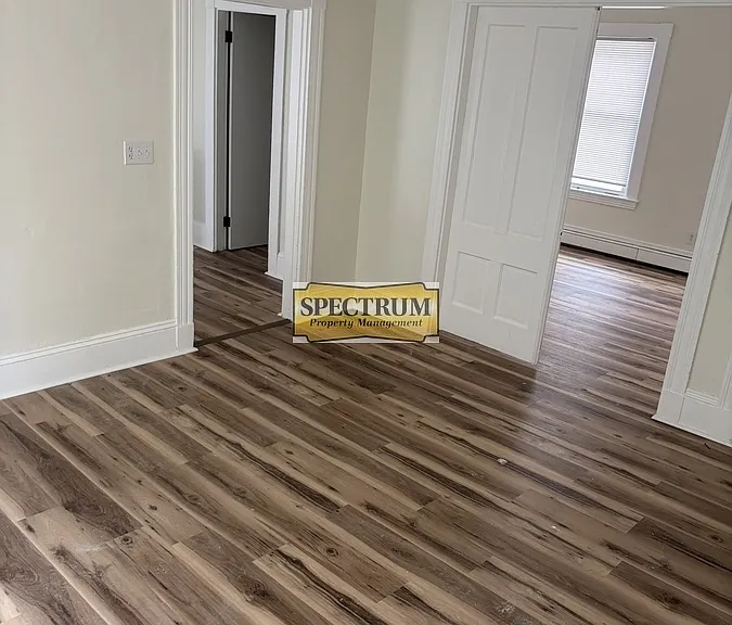 195 Holland St #3 — Photo 5
