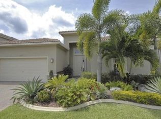 4407 Rainbow Ave, Weston, FL 33332