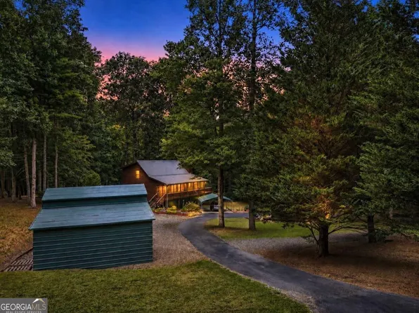 2447 Hi River Rd, Hiawassee, GA 30546
