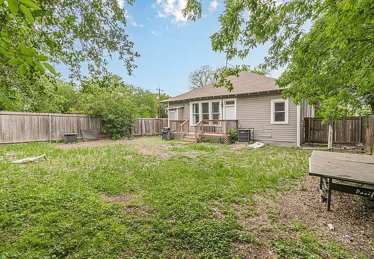 1022 Nolan St — Photo 25
