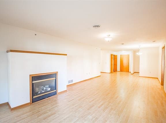 2nd image of 5397 Blue Bill Park Dr APT 5