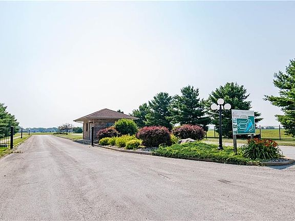 4th image of 5840 Lakelynn Dr