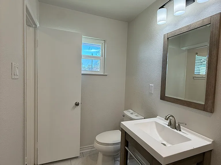 4616 Sandra Lynn Dr — Photo 27