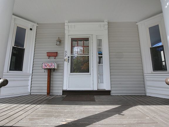 4th image of 92 Dudley St
