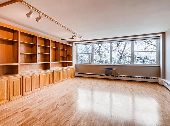 5th image of 1150 N Lake Shore Dr APT 3A