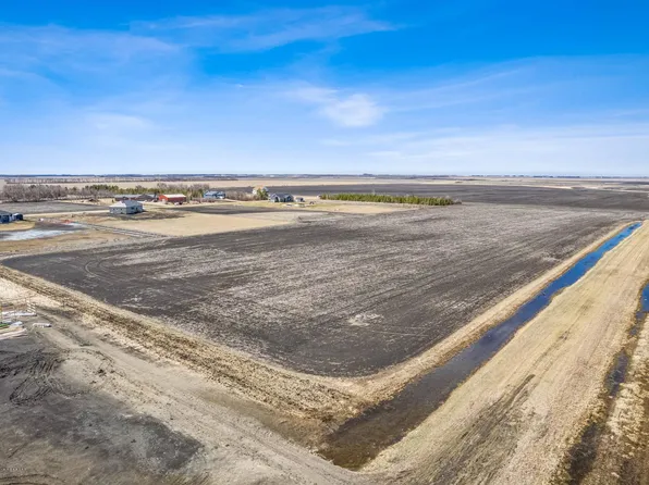16868 Hanggi Dr, Harwood, ND 58042