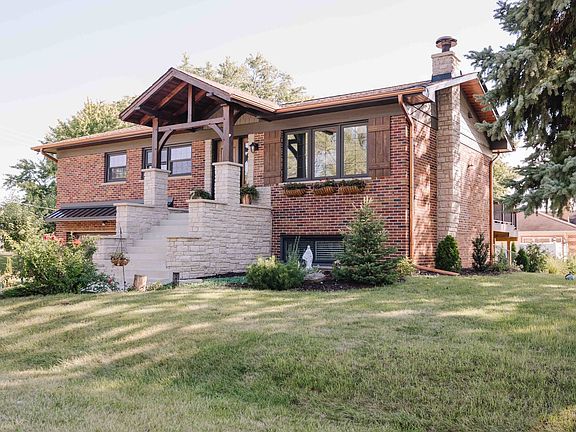 2nd image of 8050 W 91st Pl