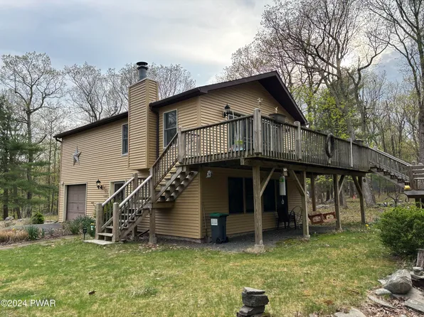 150 Gunstock Ln, Tafton, PA 18464