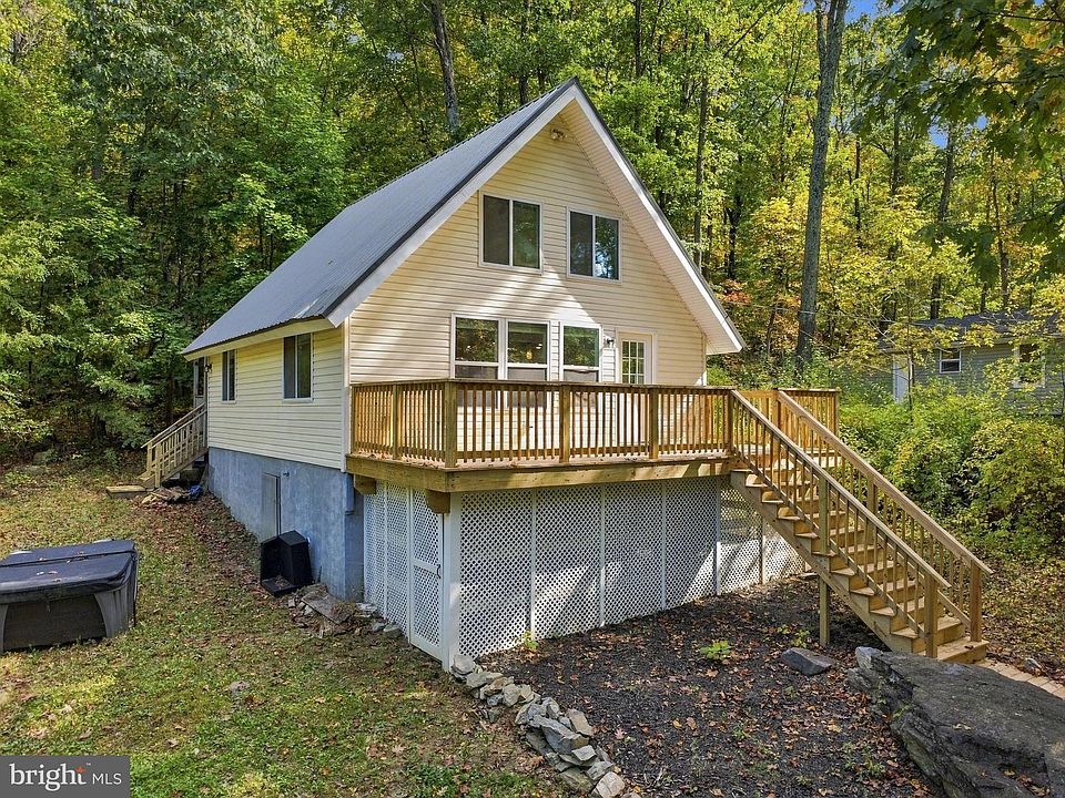 1st image of 122 Red Maple Ln