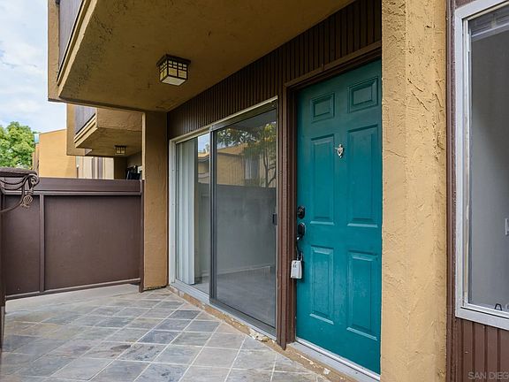 4th image of 3454 Castle Glen Dr Unit 127