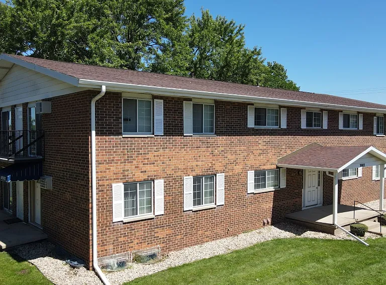 Freedom Park Apartments — Photo 1