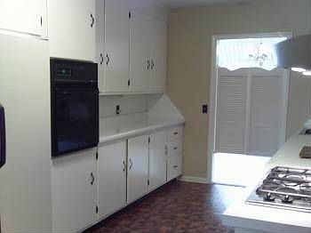 4th image of 2505 Cleveland Blvd