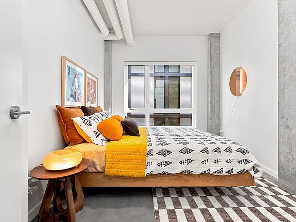 3rd image of 301 9a St NW #1577918