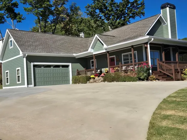 368 Ivy Log Heights Rd, Young Harris, GA 30582