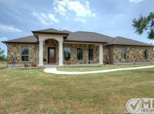 970 County Road 367, Hondo, TX 78861