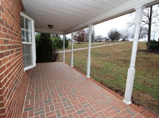 4613 Walkertown Community Center Rd, Walkertown, NC 27051