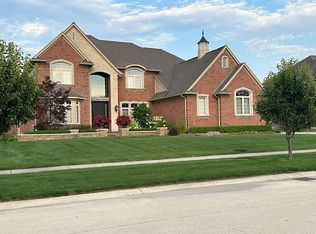 56232 Ken Charles Dr, Shelby Township, MI 48316