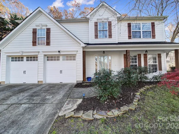 13938 Kings Carriage Ln, Charlotte, NC 28278