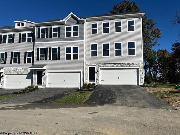 511 Zachwell Cir, Morgantown, WV 26501