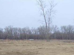 22 Spanish Bay, Dakota Dunes, SD 57049