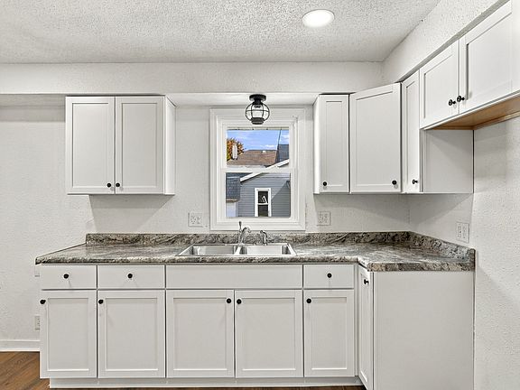 5th image of 2227 George St