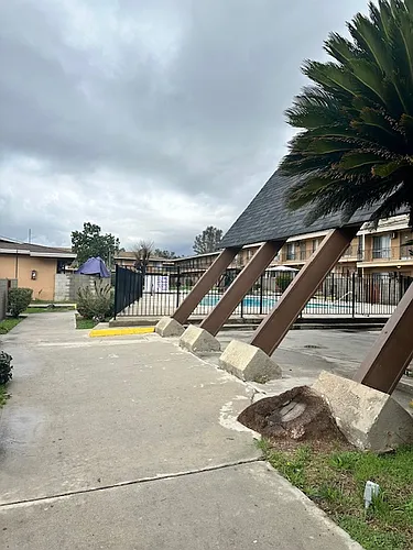 Del Rosa Palms Apartments Photo 1 Del Rosa Palms Apartments Photo 1