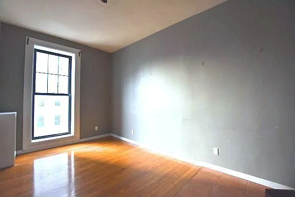 Rented by Bold New York | media 27