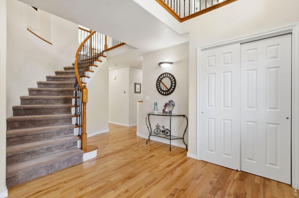 3221 Ledgestone Ct
