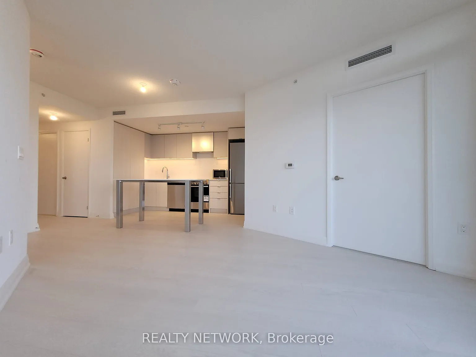 3 bed, $3,250 — Photo 4