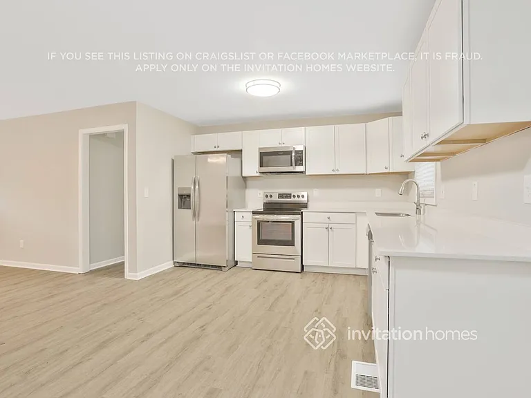 1100 Grace St SW — Photo 10