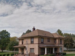 201 S Harrison St #A, Sidney, IL